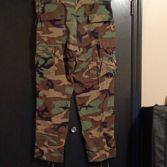 Camouflage Cargo Pants - Picture 7 of 12